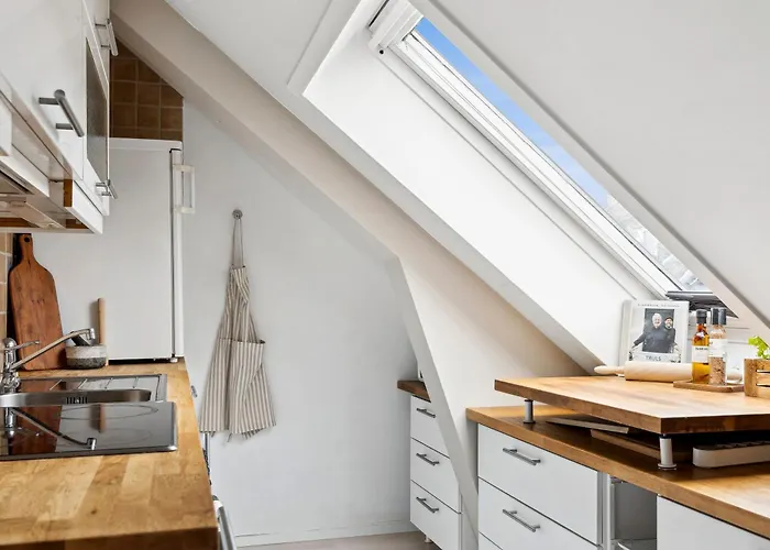Cozy 2Bdr Apt. 3 Min Walk To Solsiden