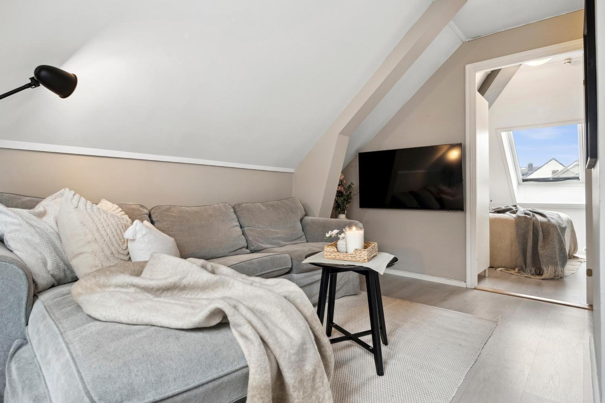 Cozy 2bdr Apt. 3 Min Walk To Solsiden Apartment