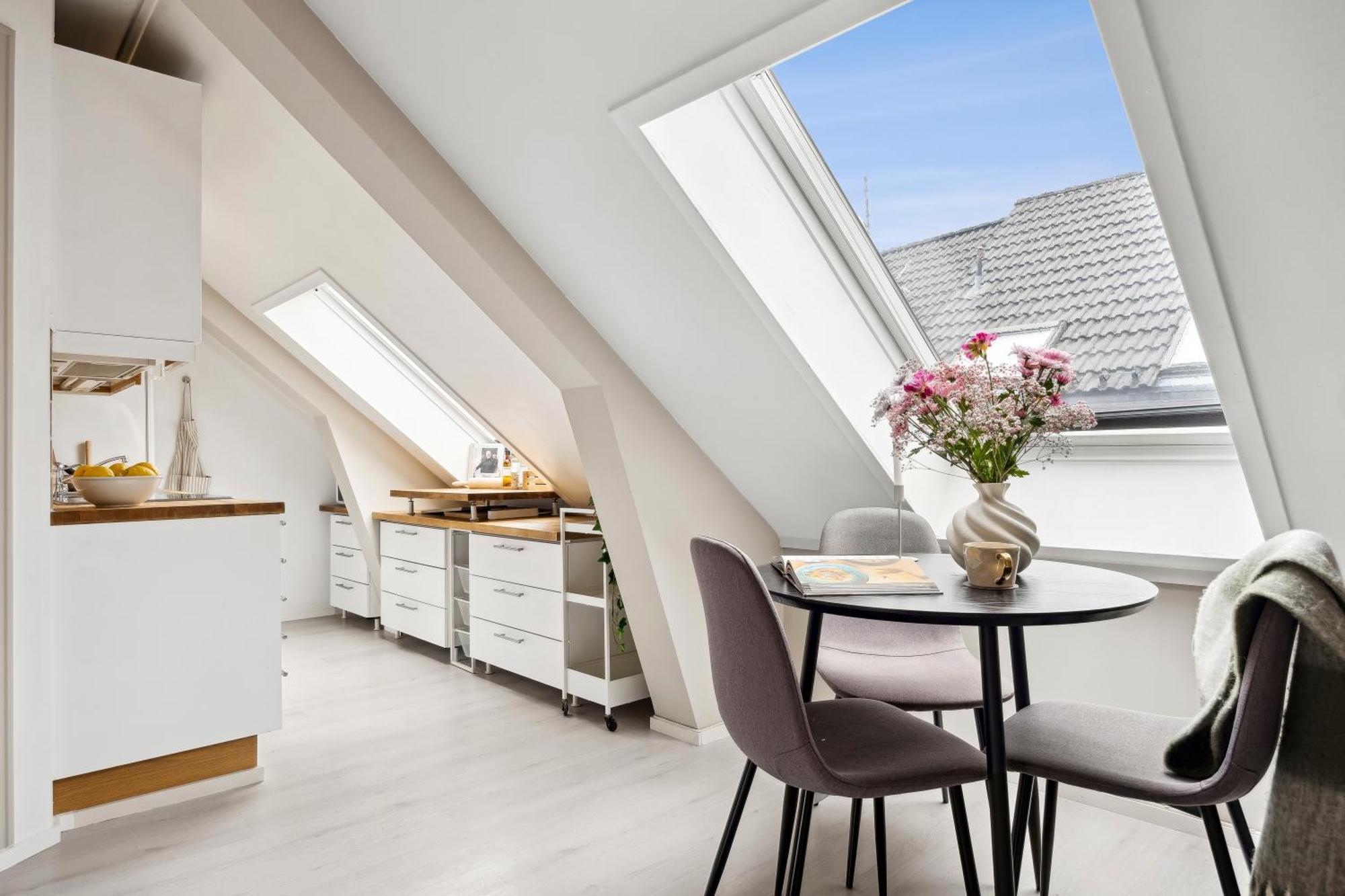 Cozy 2bdr Apt. 3 Min Walk To Solsiden Apartment Trondheim